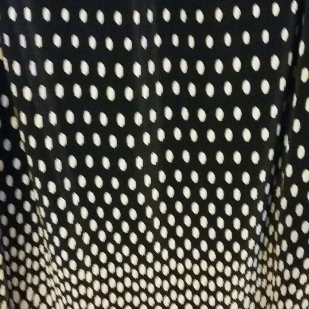 Dress - Picture 5 of 7